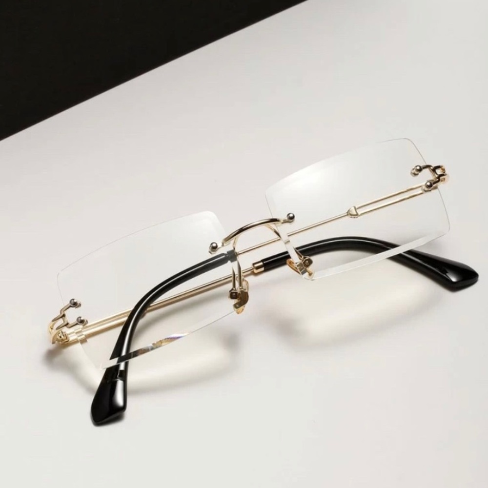 Clear Frames